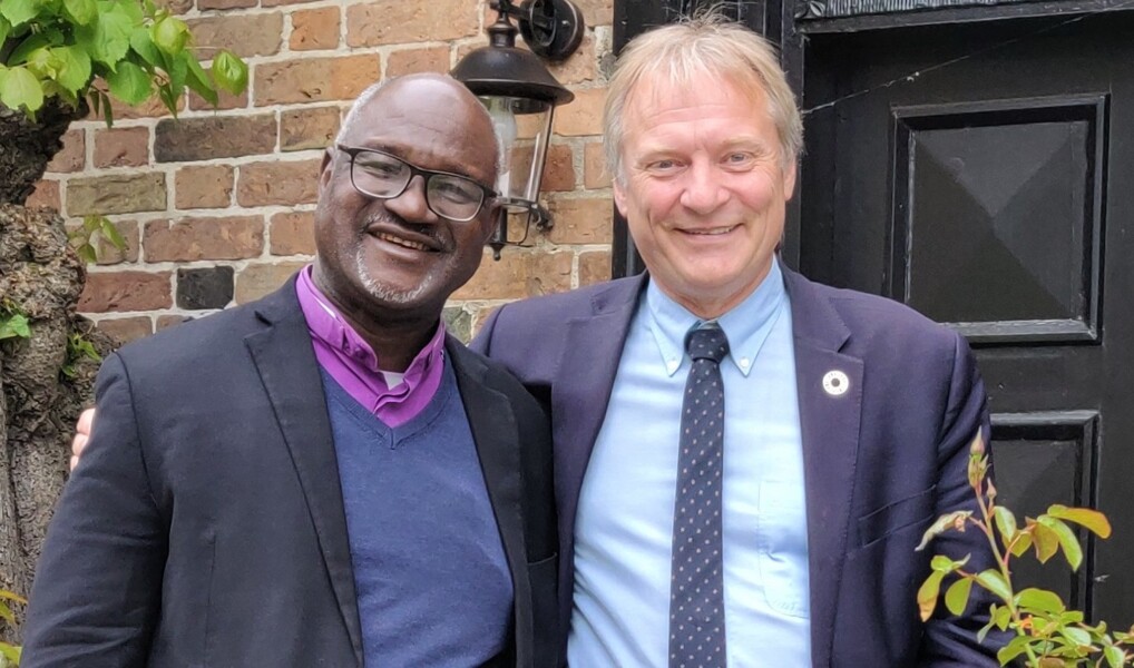 Ærkebiskop Musa Panti Filibus og biskop Henrik Stubkjær