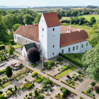20250702 Ørslevkloster kirke fotoHenrikHelms - 1.jpeg