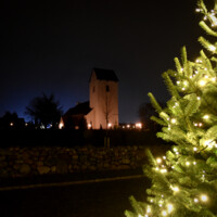 20201209 Gjellerup Kirke juletræ